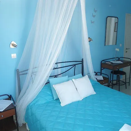 Aparthotel Fotini 3*