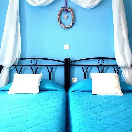 フォティ二 アパートホテル