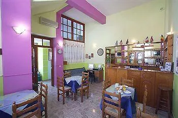 Ξενοδοχείο με διαμερίσματα Fotini Φηροστεφάνι