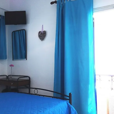 Aparthotel Fotini Firostefani